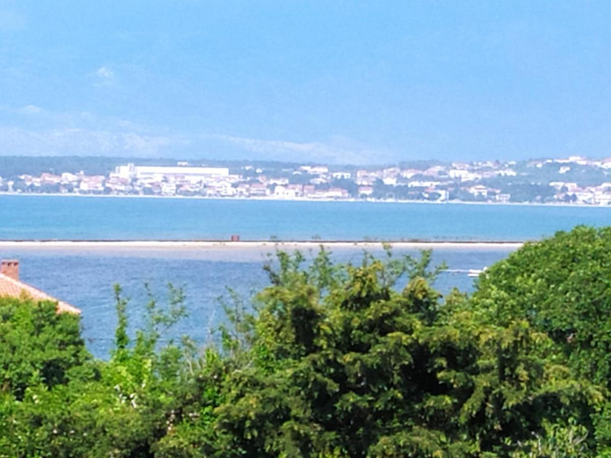 Apartmani Mira Nin Esterno foto
