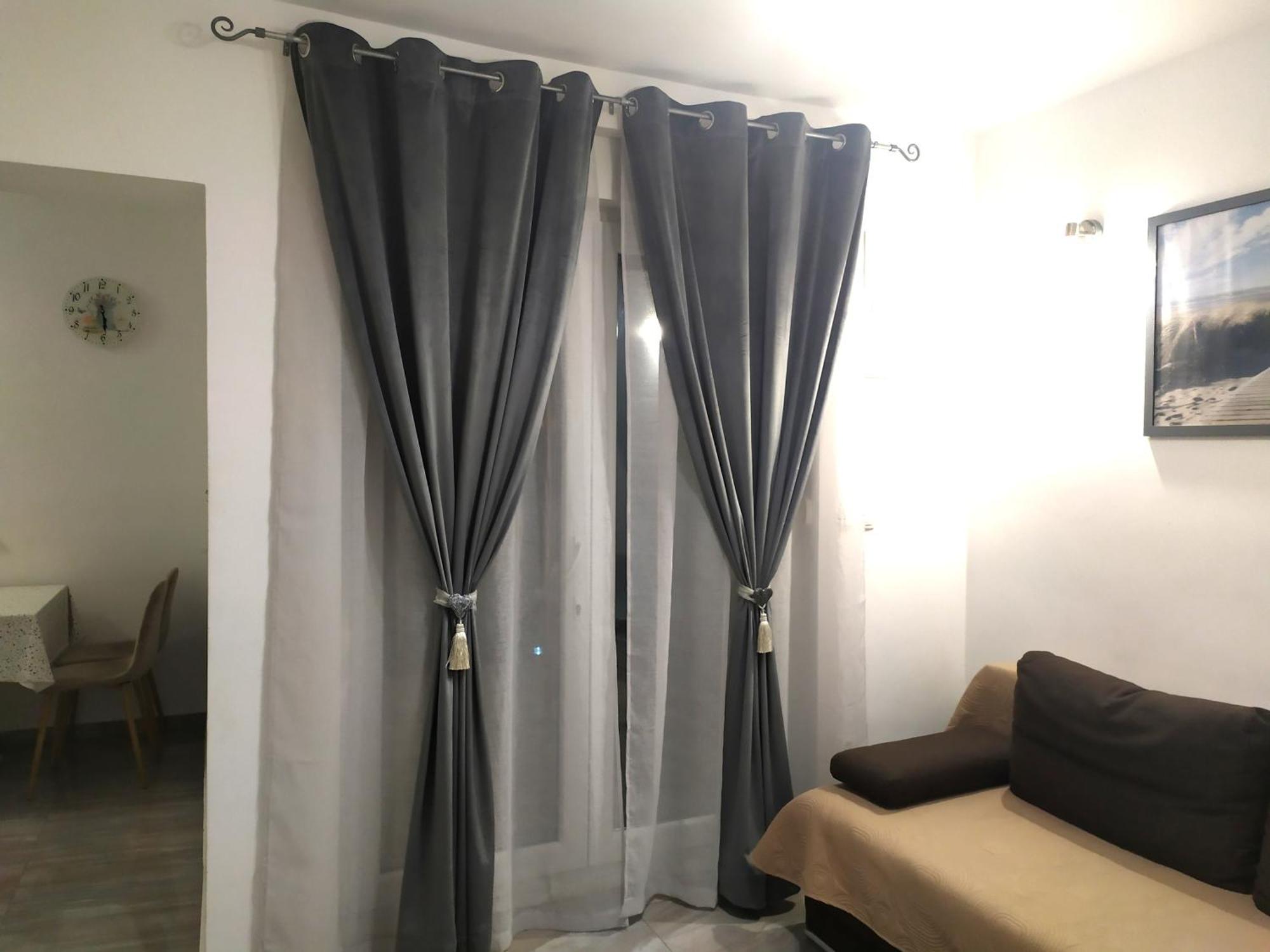 Apartmani Mira Nin Esterno foto
